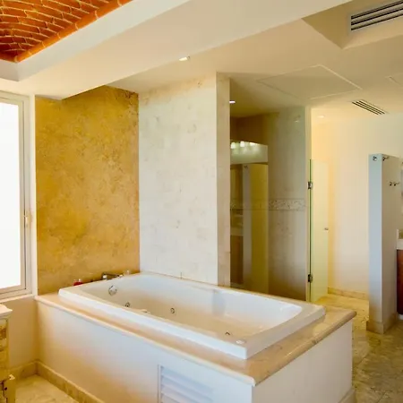 Joe'S Condo At Isla 33 Isla Mujeres Exterior photo