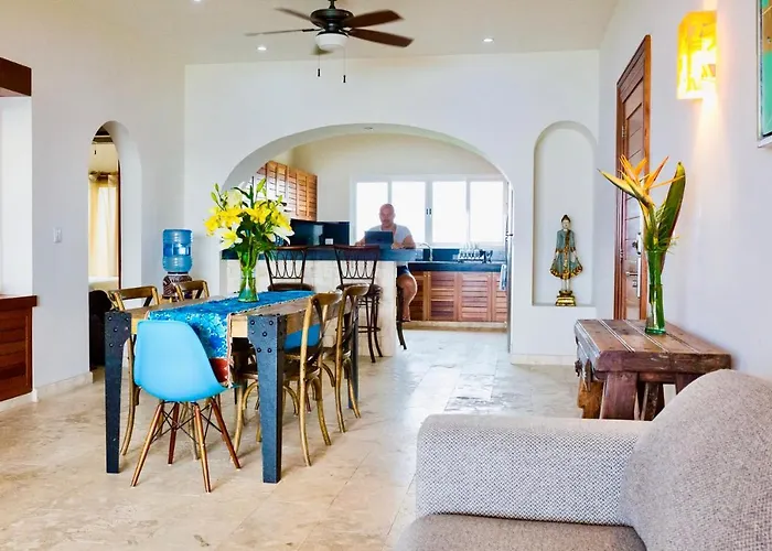 Joe\'S Condo At Isla 33